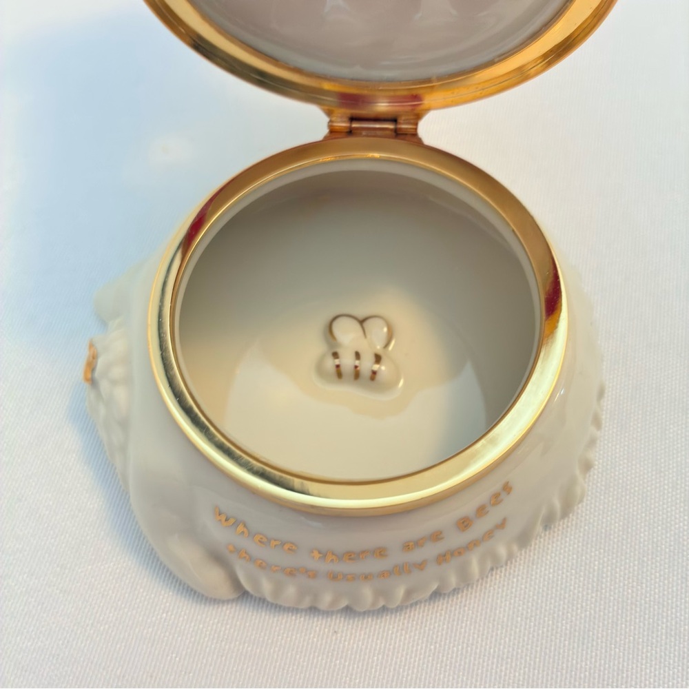 Lenox Treasures Disney Winnie the Pooh "Pooh's Treasure of Honey" Trinket Box - Picture 8 of 12